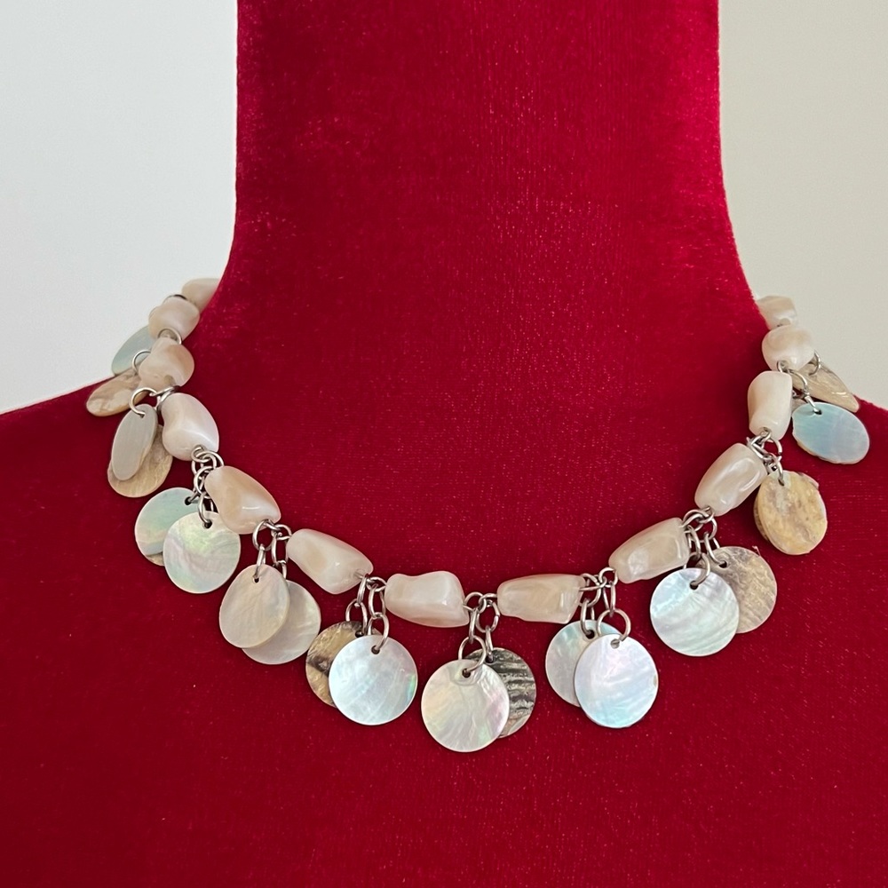 Fun shell necklace 16”